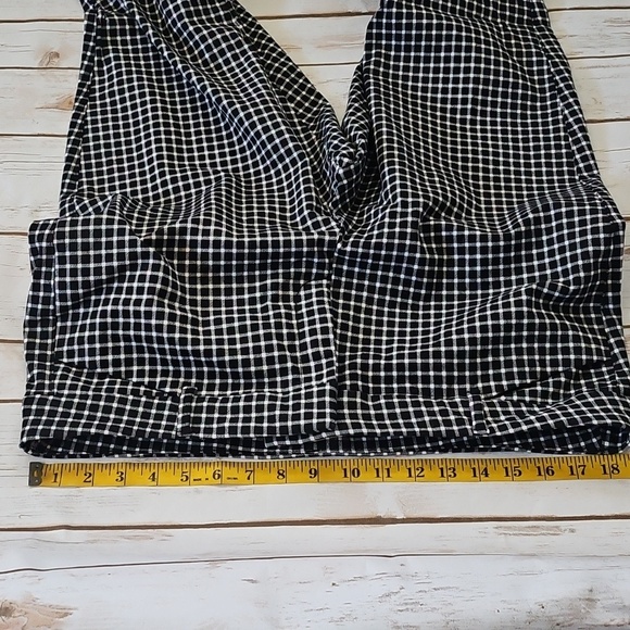 Old Navy Pixie Black and White Window Pane Check Pants - Picture 12 of 14